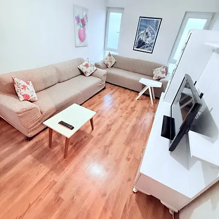 With Kitchen In The Center * Ankara