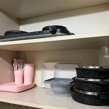 Apartment With Kitchen In The Center *