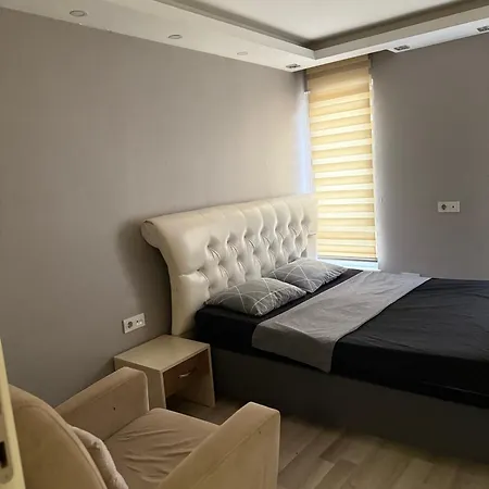 Διαμέρισμα Modern With Kitchen In The Center